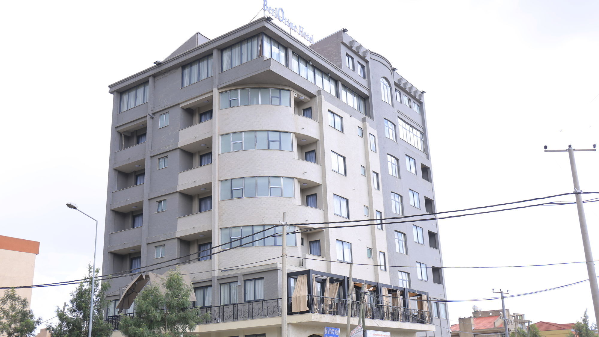 Berlottue Hotel Adis Abeba Exterior foto